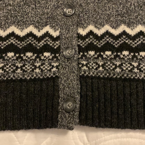 Eddie Bauers Women’s Crew-Neck Lambswool Long Sleeve Cardigan Cottage Core SZ L - Picture 6 of 12